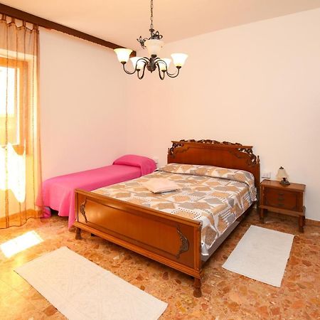 Da Nonna Maria Apartment กัสเตลซาร์โด ภายนอก รูปภาพ