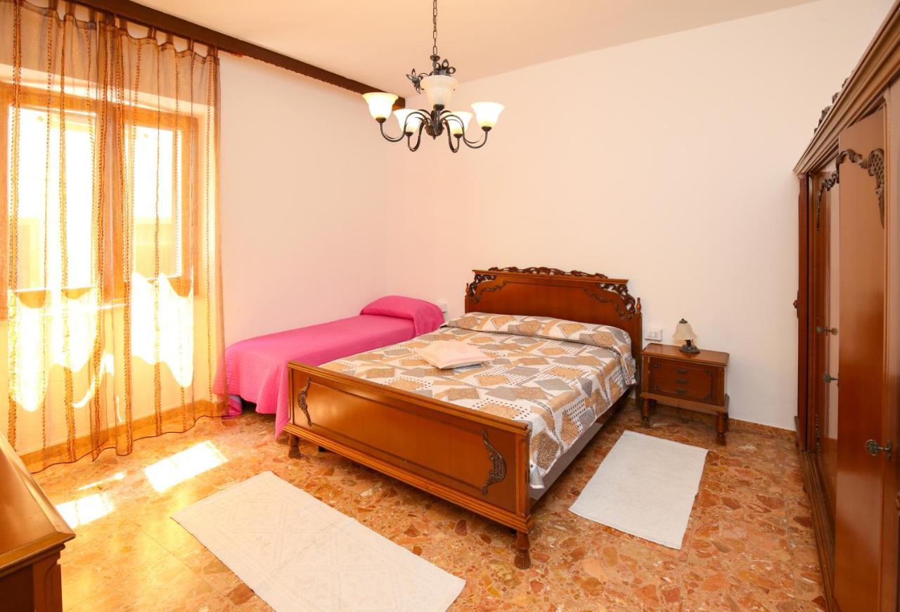 Da Nonna Maria Apartment กัสเตลซาร์โด ภายนอก รูปภาพ